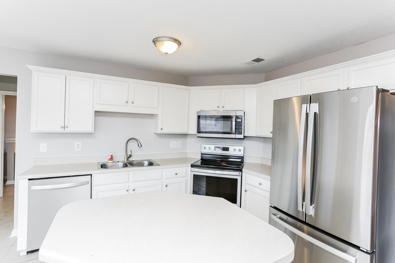 2,135/Mo, 12800 Fox Bend Ln Olive Branch, MS 38654 Kitchen View