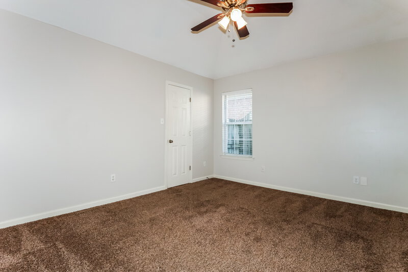 1,855/Mo, 10104 Cross Hill Rd Cordova, TN 38018 Main Bedroom View