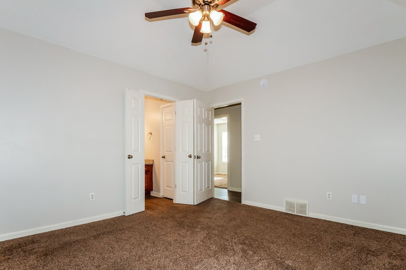 1,855/Mo, 10104 Cross Hill Rd Cordova, TN 38018 Main Bedroom View 2