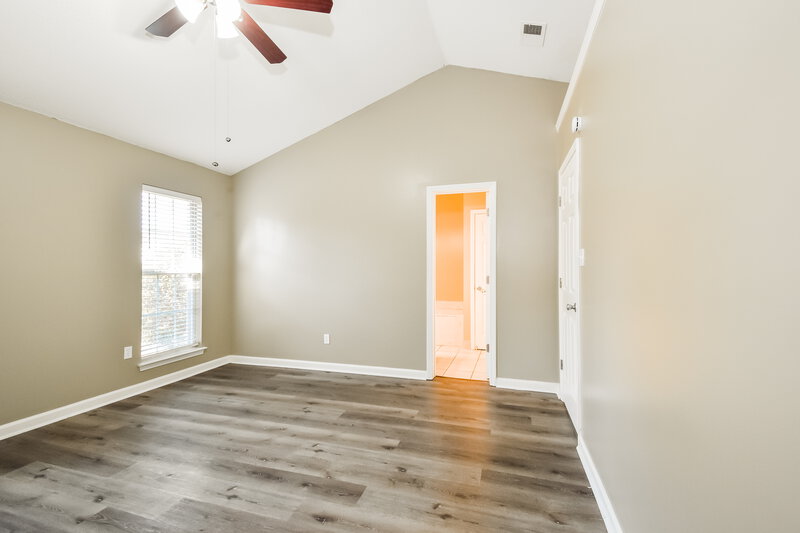 1,655/Mo, 7343 Bridle Ln Southaven, MS 38671 Main Bedroom View 2