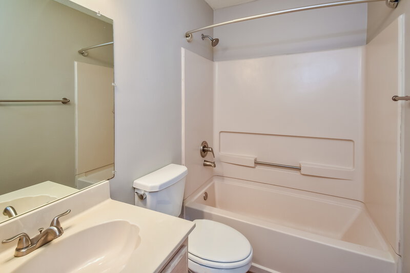 1,820/Mo, 1511 Beringer Dr Cordova, TN 38018 Bathroom View