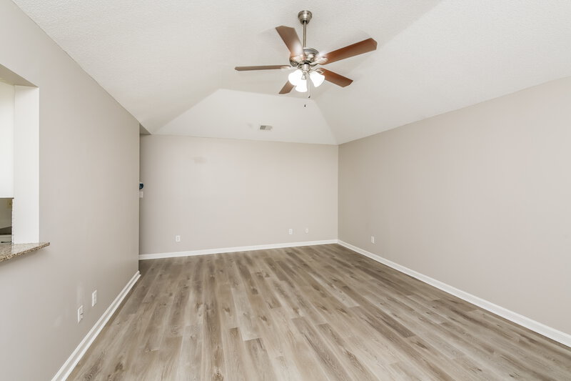1,900/Mo, 956 Jessica Lauren Cordova, TN 38018 Living Room View