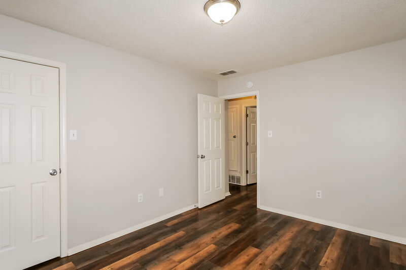 1,825/Mo, 10326 Curtis Drive Olive Branch, MS 38654 Bedroom View 4