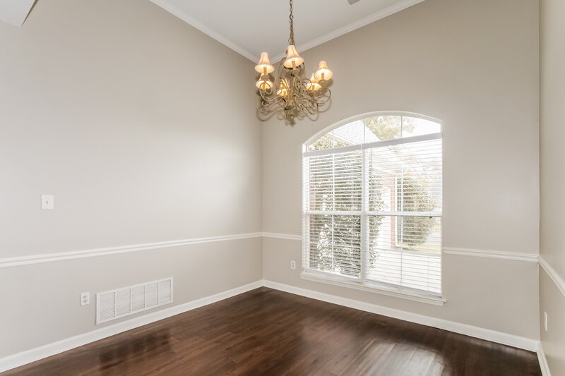 2,005/Mo, 7100 Maple Grove Rd Olive Branch, MS 38654 Dining Room View