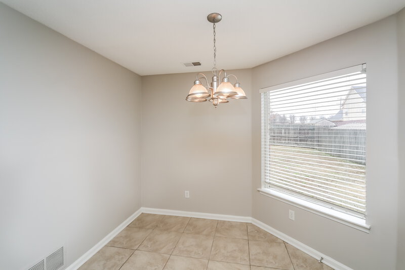 1,840/Mo, 9950 Vista Ridge  Dr Olive Branch, MS 38654 Dining Room View 2