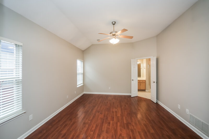 1,840/Mo, 9950 Vista Ridge  Dr Olive Branch, MS 38654 Main Bedroom View
