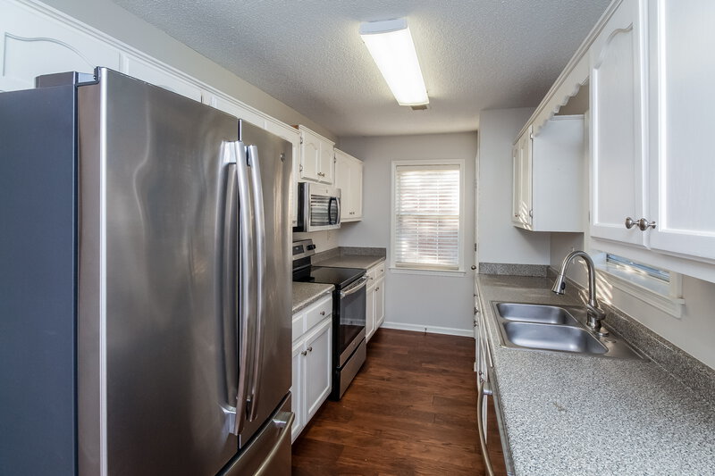 2,195/Mo, 5996 Southbend Ln Olive Branch, MS 38654 Kitchen View