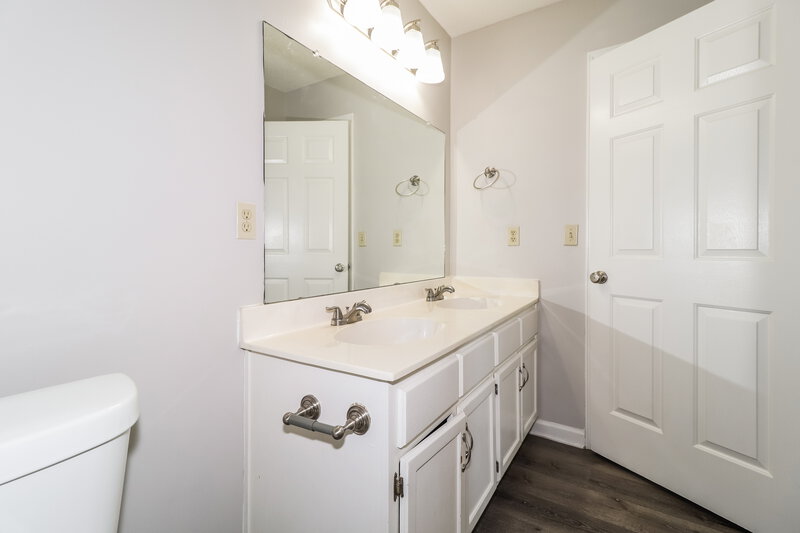 1,590/Mo, 6275 Liberty Point Cv Walls, MS 38680 Main Bathroom View