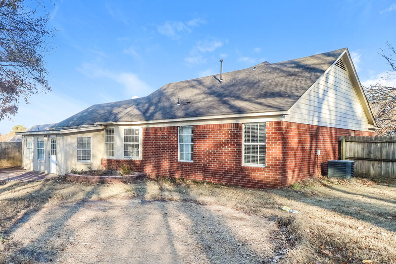 1,590/Mo, 6275 Liberty Point Cv Walls, MS 38680 Rear View 2