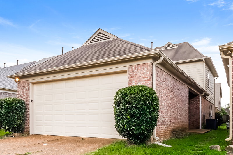 1,800/Mo, 10182 Sorrento Pl Cordova, TN 38018 Rear View 2