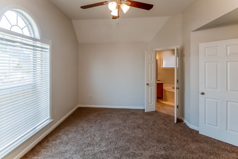 1,595/Mo, 6855 Mikayla Ln Cordova, TN 38018 Master Bedroom View