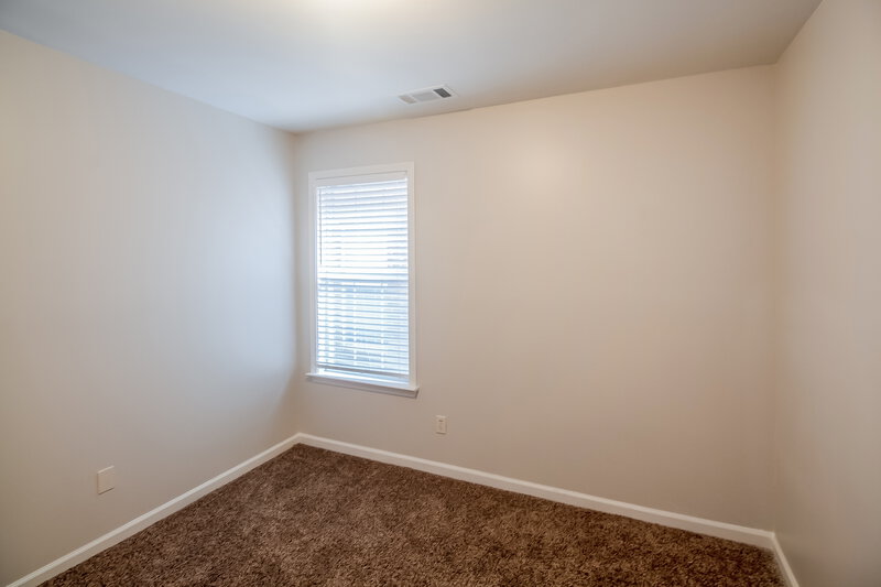 1,595/Mo, 6855 Mikayla Ln Cordova, TN 38018 Bedroom View