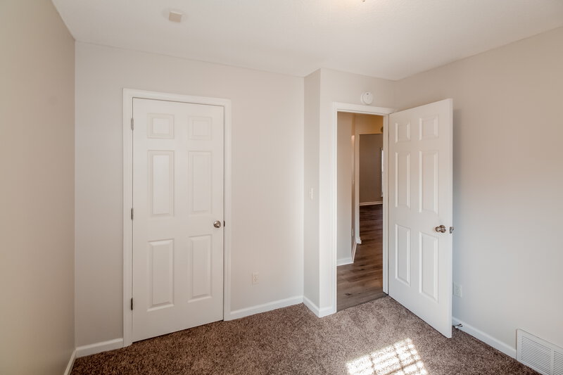 1,595/Mo, 6855 Mikayla Ln Cordova, TN 38018 Bedroom View 3