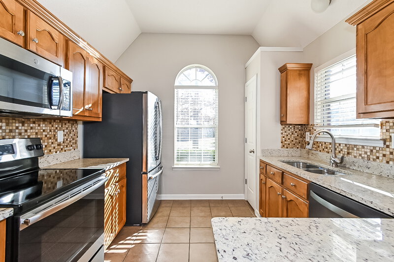 1,755/Mo, 9890 Tremont Dr Olive Branch, MS 38654 Kitchen View