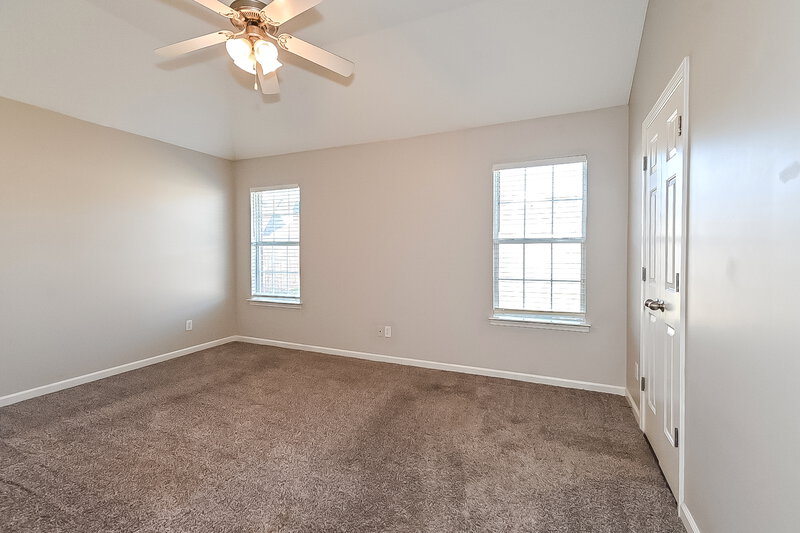 1,755/Mo, 9890 Tremont Dr Olive Branch, MS 38654 Main Bedroom View