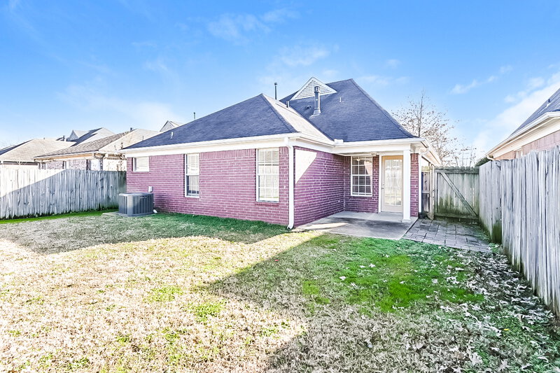 1,755/Mo, 9890 Tremont Dr Olive Branch, MS 38654 Rear View