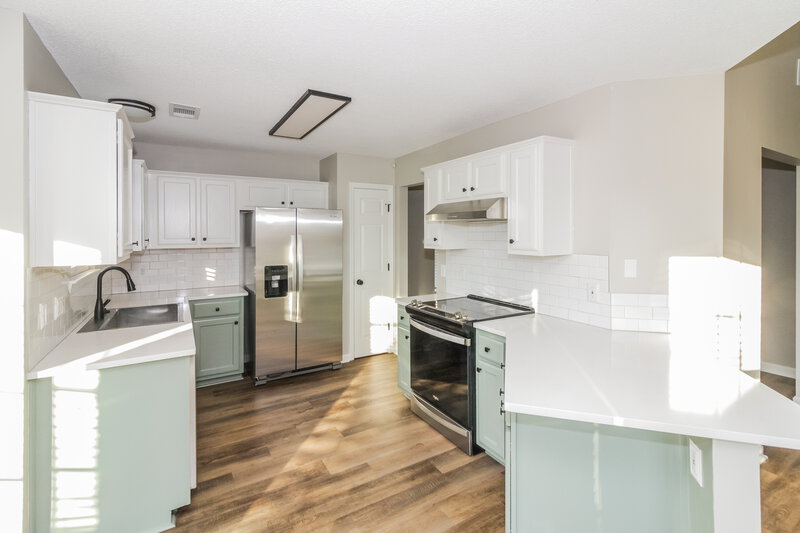 2,090/Mo, 1125 Red Fern Cir W Cordova, TN 38018 Kitchen View