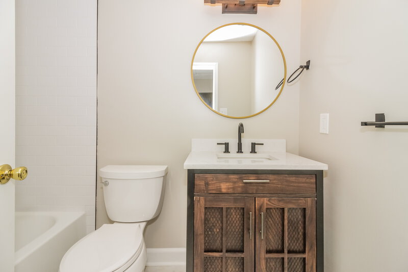 2,090/Mo, 1125 Red Fern Cir W Cordova, TN 38018 Bathroom View