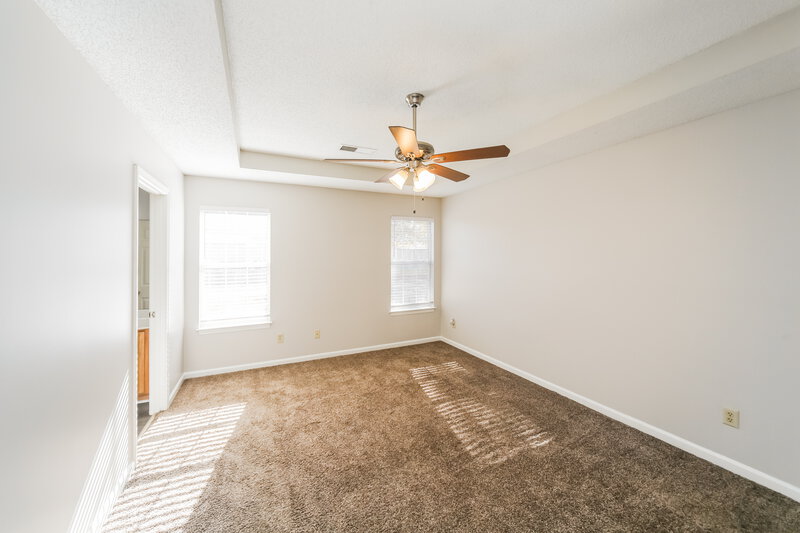 1,795/Mo, 165 Garden View Dr Oakland, TN 38060 Main Bedroom View