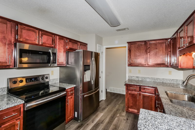 1,740/Mo, 1516 Beringer Dr Cordova, TN 38018 Kitchen View