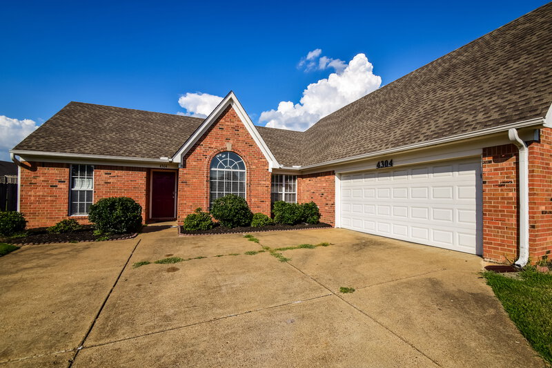 2,030/Mo, 4304 Edmonton Street Horn Lake, MS 38637 Front View