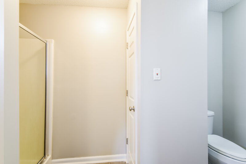 2,030/Mo, 4304 Edmonton Street Horn Lake, MS 38637 Bathroom View