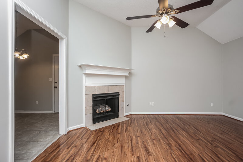 1,650/Mo, 1329 Annesdale Dr Southaven, MS 38671 Living Room View