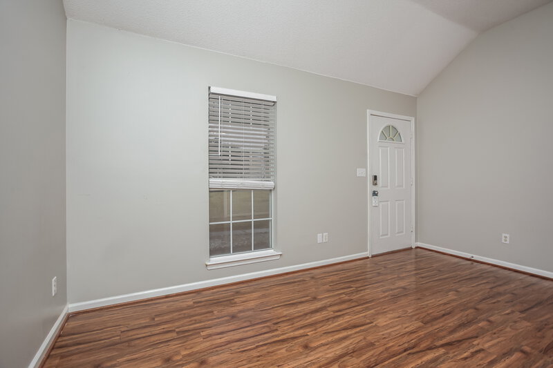 1,650/Mo, 1329 Annesdale Dr Southaven, MS 38671 Living Room View 2