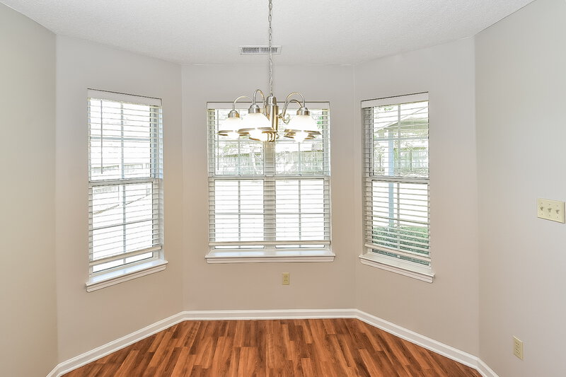 1,895/Mo, 4102 Ravenwood Dr N Horn Lake, MS 38637 Dining Room View