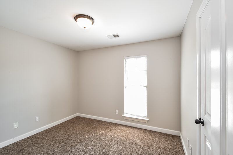 1,690/Mo, 8643 Bonfire Drive Southaven, MS 38671 Bedroom View 2