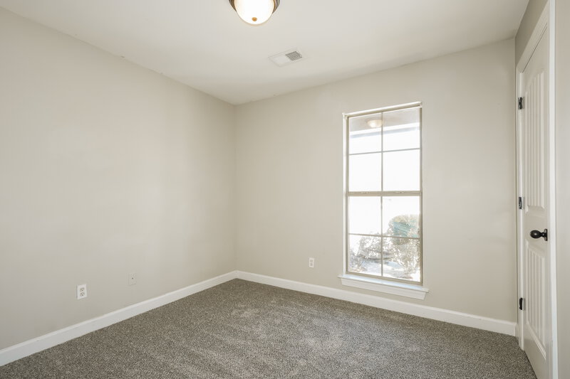 1,780/Mo, 8213 Park Pike Dr Southaven, MS 38671 Bedroom View