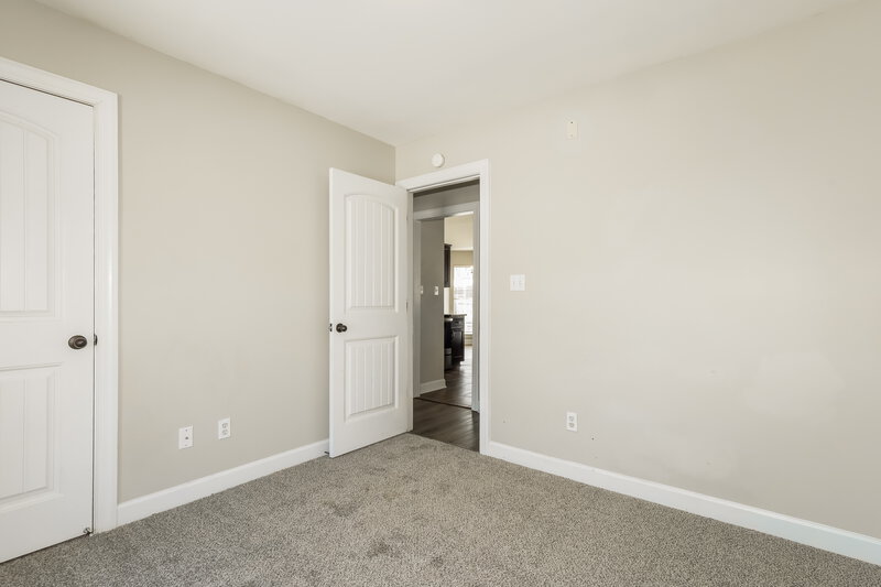 1,780/Mo, 8213 Park Pike Dr Southaven, MS 38671 Bedroom View 2