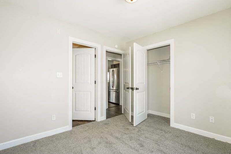 1,780/Mo, 8213 Park Pike Dr Southaven, MS 38671 Bedroom View 4