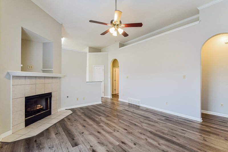 1,725/Mo, 6887 Seaside Dr Cordova, TN 38018 Living Room View