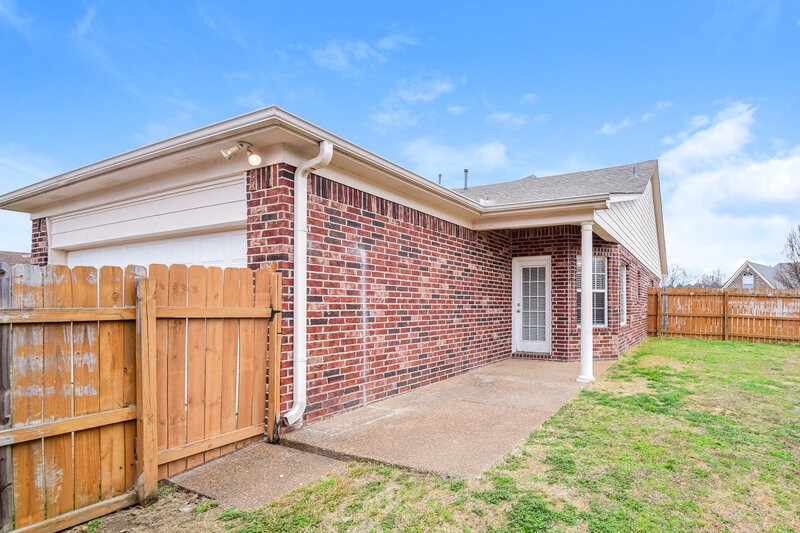 1,725/Mo, 6887 Seaside Dr Cordova, TN 38018 Rear View