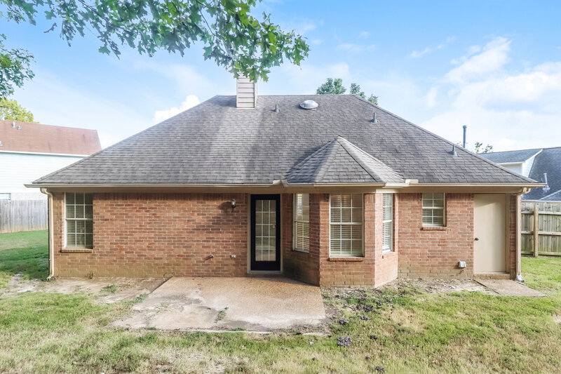 2,500/Mo, 5639 Camden Cove Olive Branch, MS 38654 Rear View 2