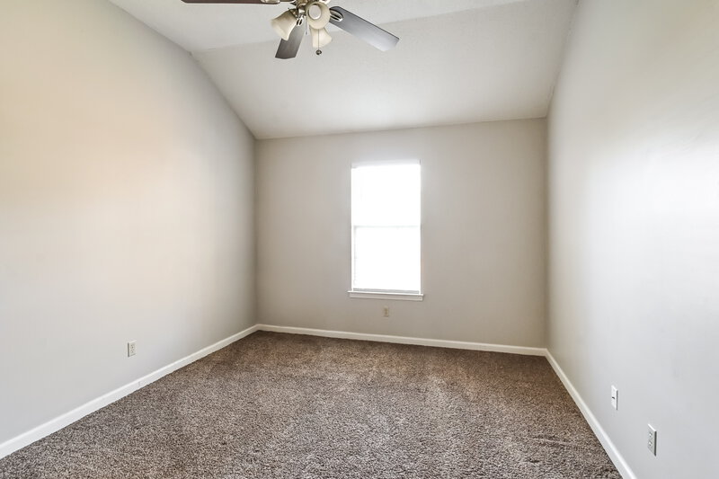 1,880/Mo, 8389 Palm Springs Dr Cordova, TN 38016 Main Bedroom View