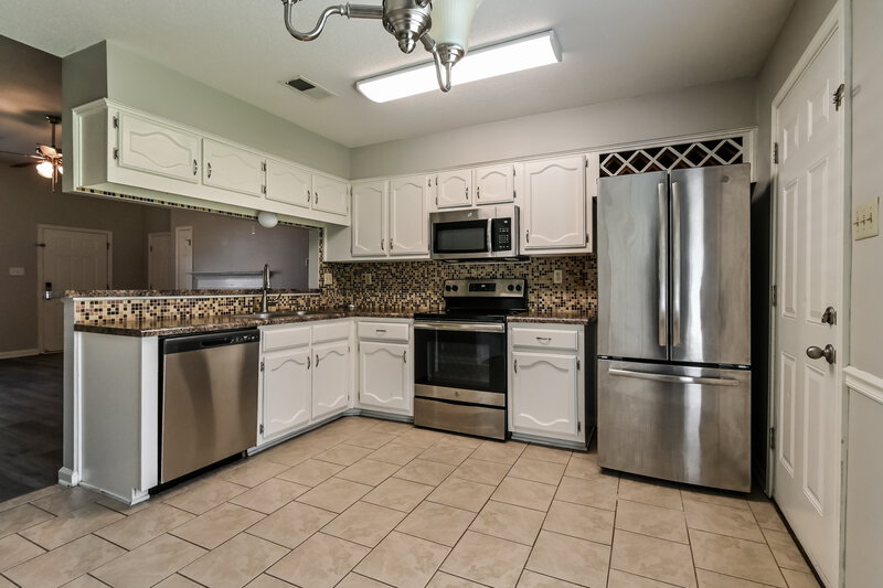 1,840/Mo, 8389 Palm Springs Dr Cordova, TN 38016 Misc View 7