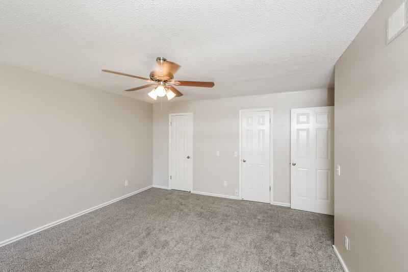 1,855/Mo, 4000 Kingsland Cv Memphis, TN 38125 Main Bedroom View