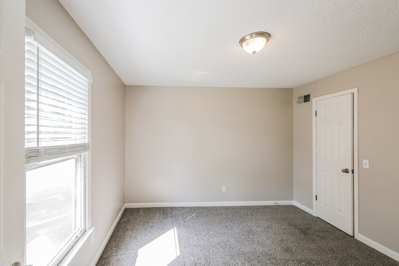 1,855/Mo, 4000 Kingsland Cv Memphis, TN 38125 Bedroom View