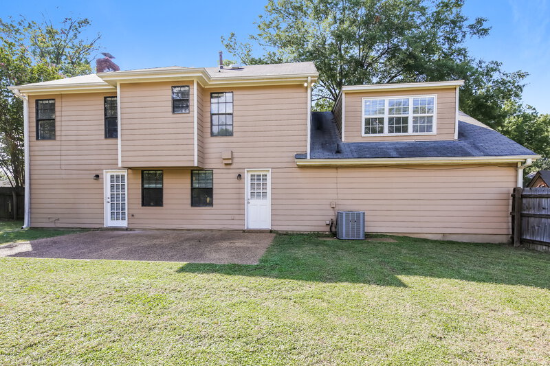 1,855/Mo, 4000 Kingsland Cv Memphis, TN 38125 Rear View
