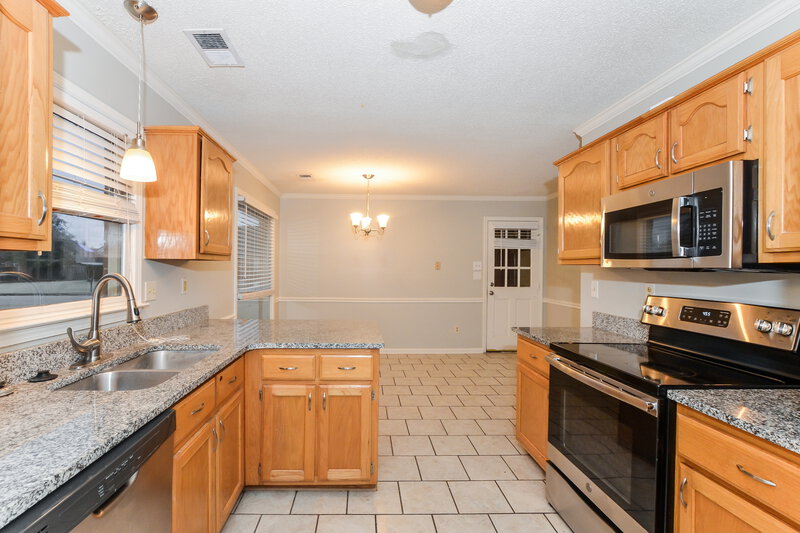 1,930/Mo, 9254 Chalkwell Ave Cordova, TN 38016 Kitchen View
