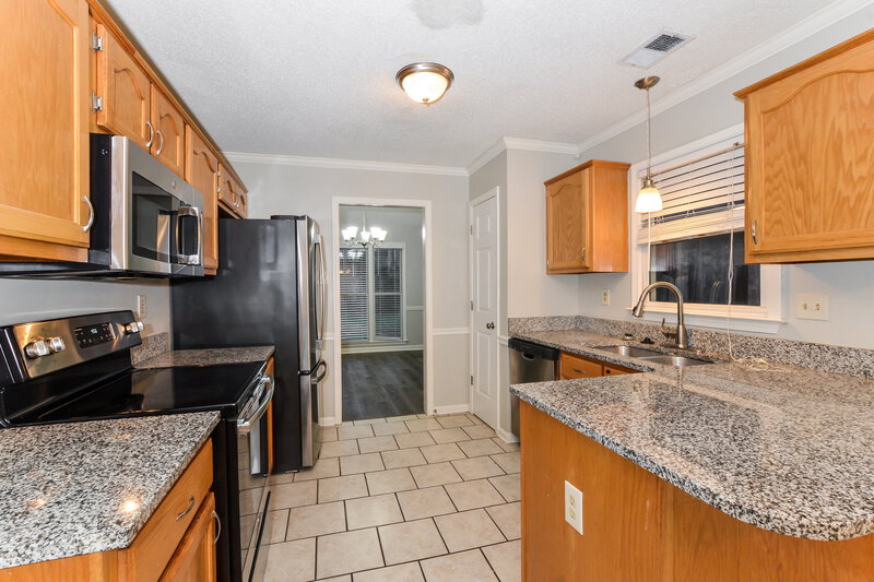 1,930/Mo, 9254 Chalkwell Ave Cordova, TN 38016 Kitchen View 2