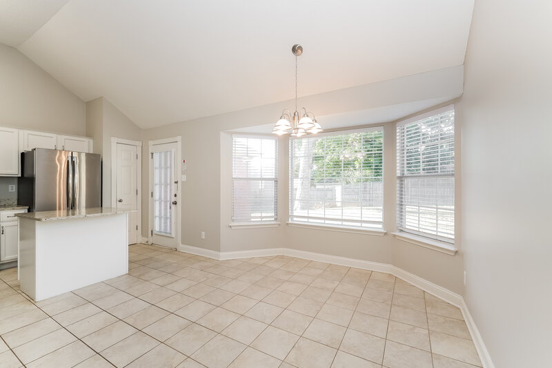 1,840/Mo, 25 Oakridge Cv Oakland, TN 38060 Dining Room View