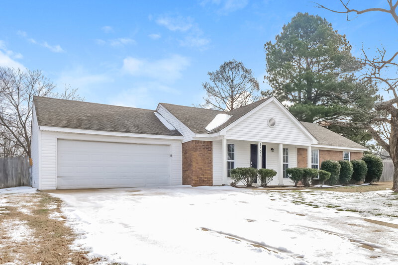 1,560/Mo, 6500 Cornwall Rd Horn Lake, MS 38637 Front View