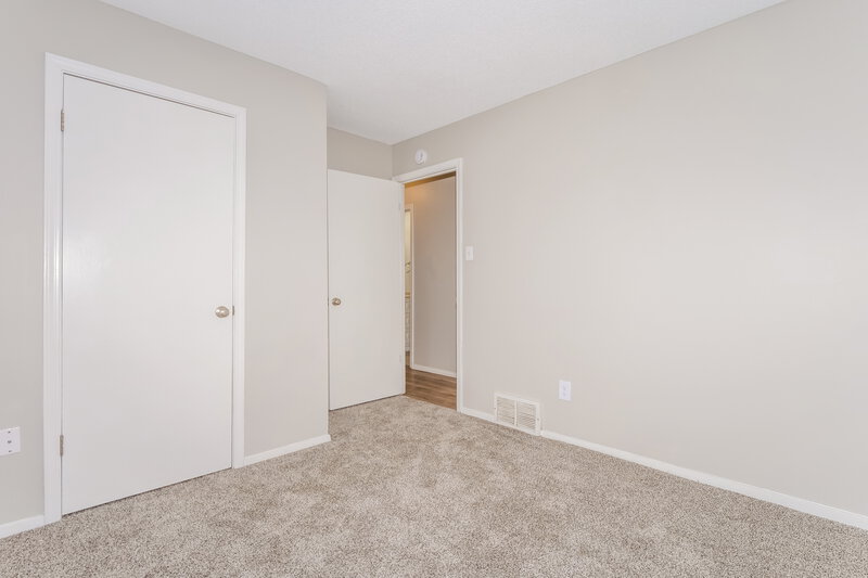 1,560/Mo, 6500 Cornwall Rd Horn Lake, MS 38637 Bedroom View