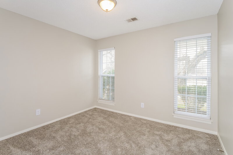 1,560/Mo, 6500 Cornwall Rd Horn Lake, MS 38637 Bedroom View 2