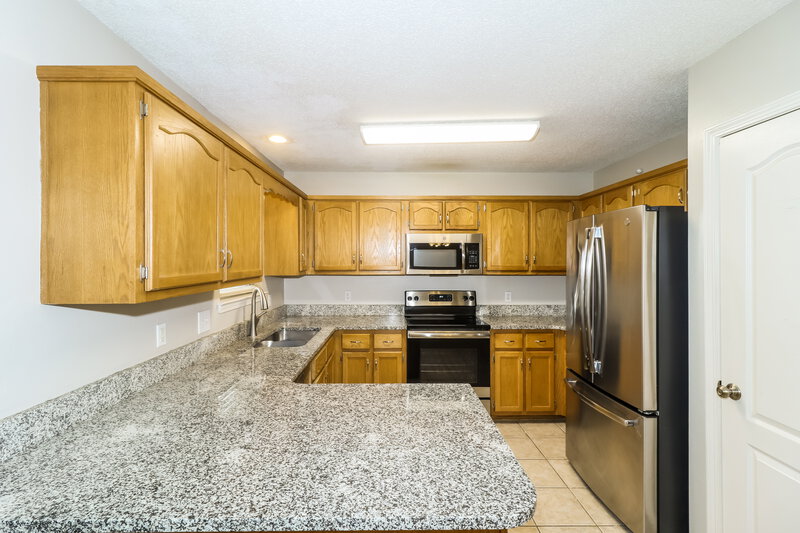 1,735/Mo, 5808 Shiloah Cv S Olive Branch, MS 38654 Kitchen View