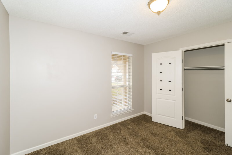 1,735/Mo, 5808 Shiloah Cv S Olive Branch, MS 38654 Bedroom View 2