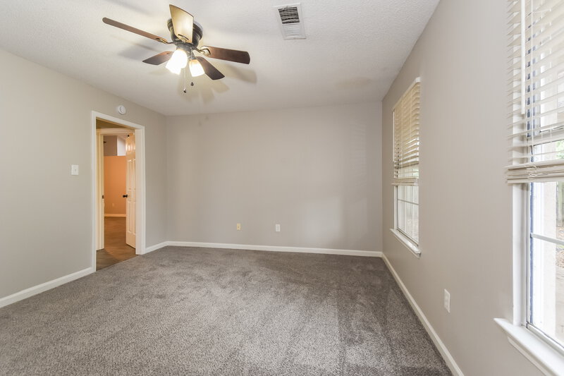 1,810/Mo, 7189 Atterbury Cir W Southaven, MS 38671 Main Bedroom View